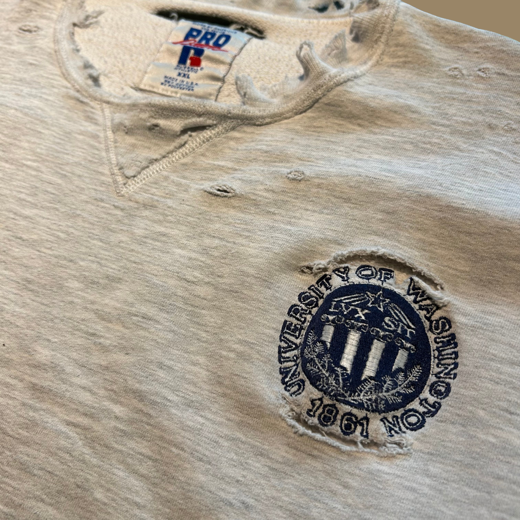 90s Thrashed University of Washington Sweatshirt - XL/XXL