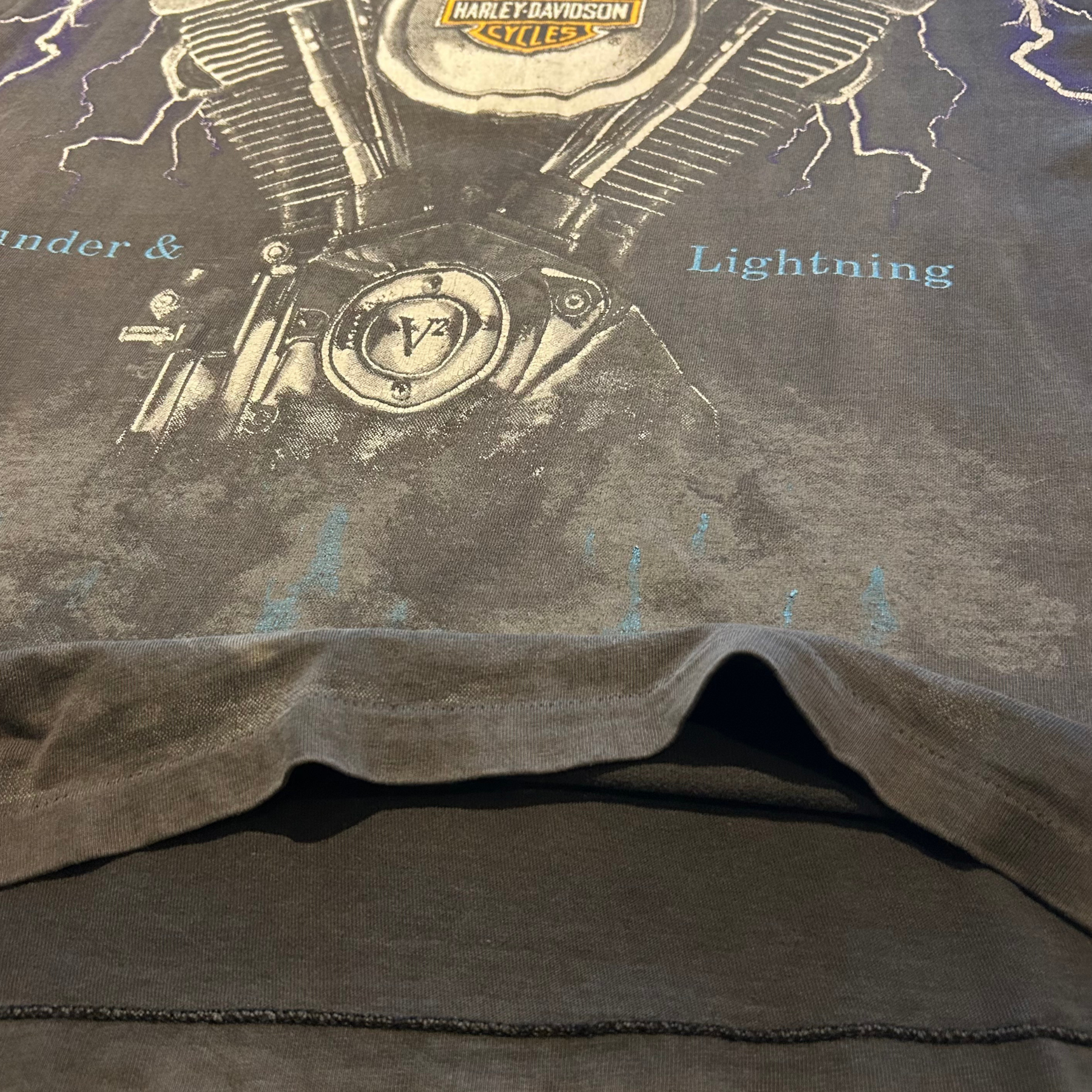 90s Faded Harley Davidson Thunder & Lightning Shirt - L/XL