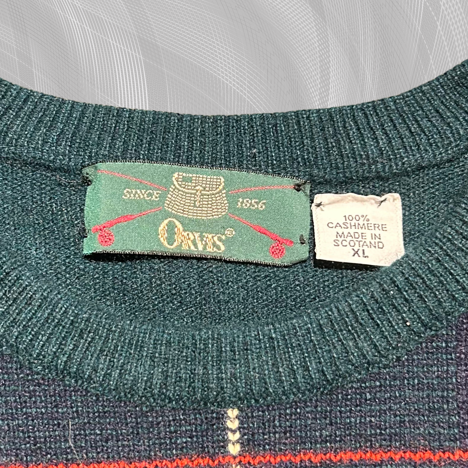 085 - M/L - 100% Cashmere, Made in Scotland