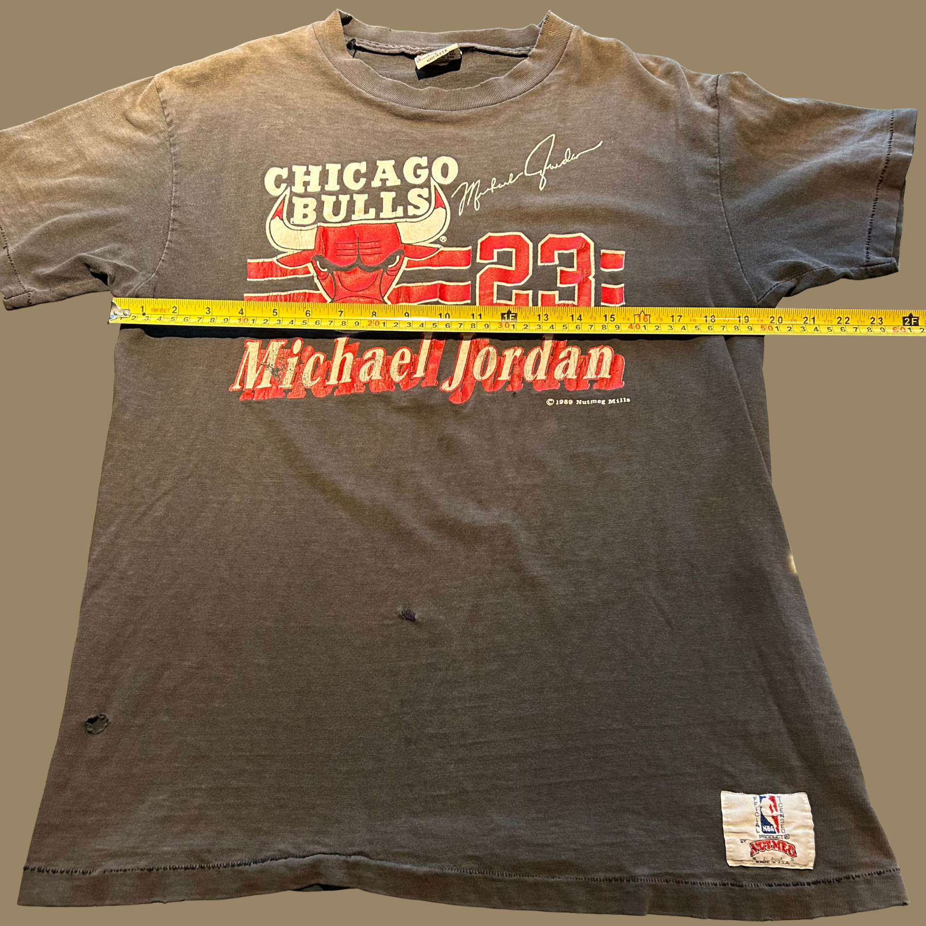 1989 Faded Michael Jordan Chicago Bulls Shirt - M/L