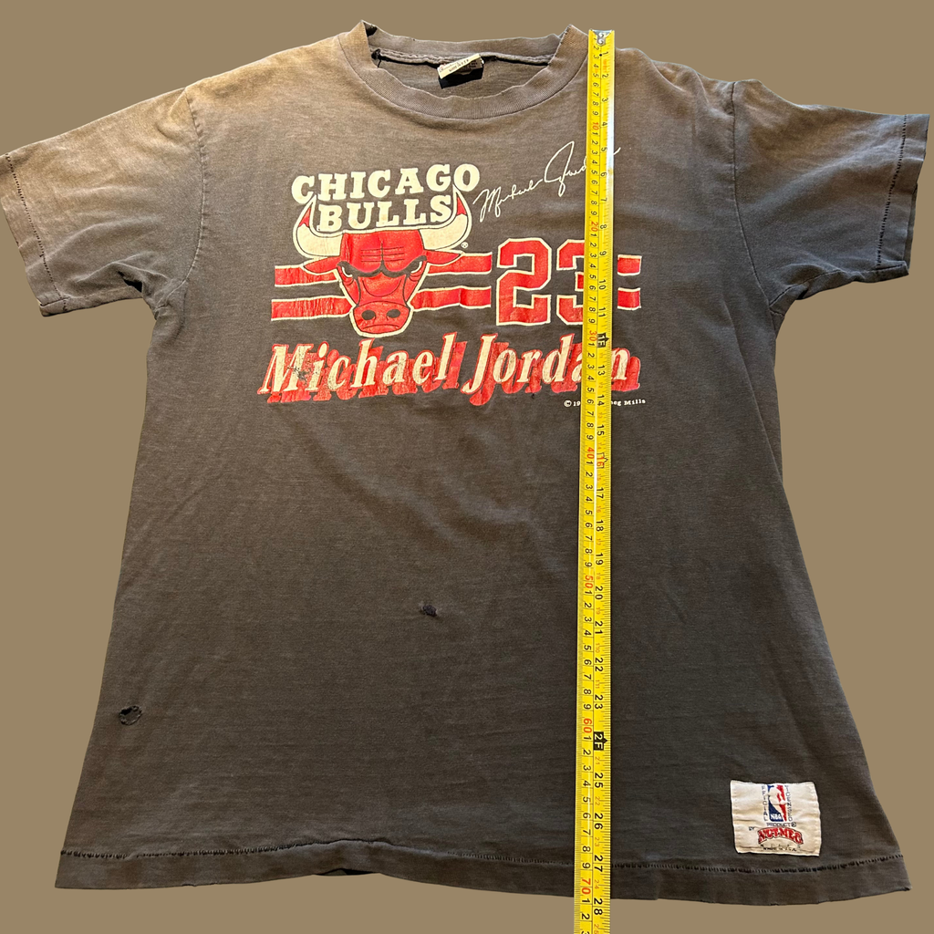 1989 Faded Michael Jordan Chicago Bulls Shirt - M/L