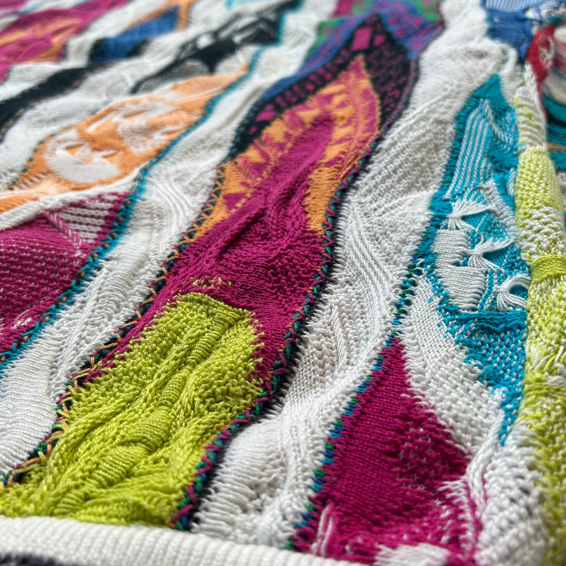 90s Coogi Sweater - L/XL