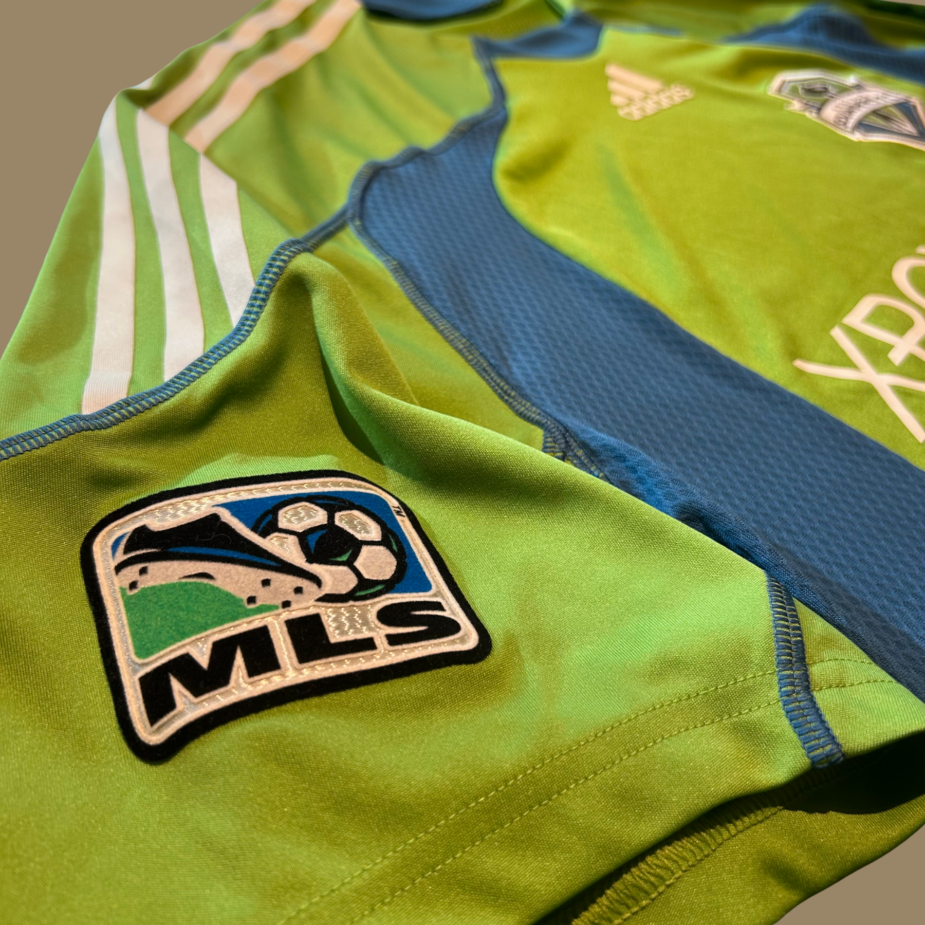 2009/10 Seattle Sounders Jersey - L/XL