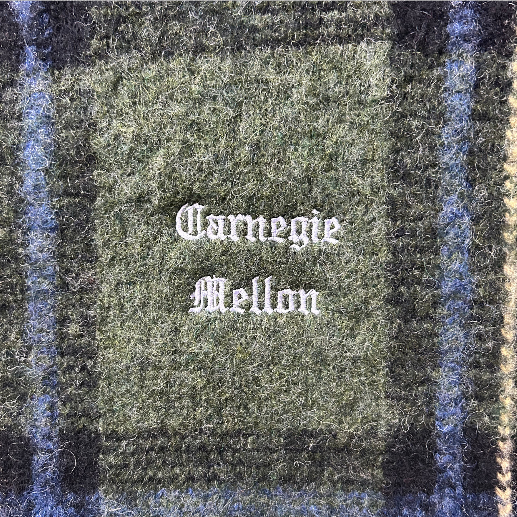 023 - L/XL - 87% Wool, 12% Lambs Wool